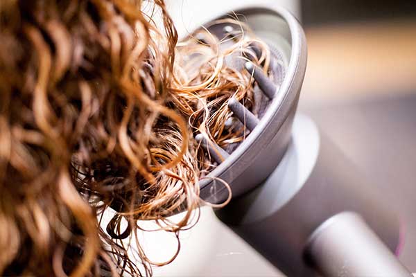 If you are searching for a deep conditioning in Islip, Lemon Tree Hair Salon is happy to help.